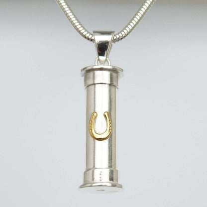 Horseshoe Memory Pendant Capsule